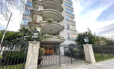 Se vende gran departamento en exclusivo edificio Marquis sector Av. Alemania