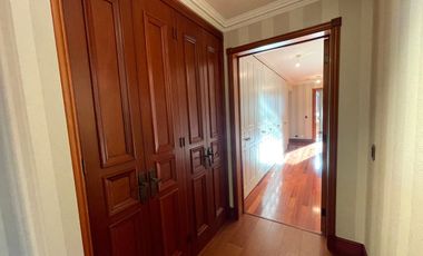 Se vende gran departamento en exclusivo edificio Marquis sector Av. Alemania