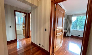 Se vende gran departamento en exclusivo edificio Marquis sector Av. Alemania