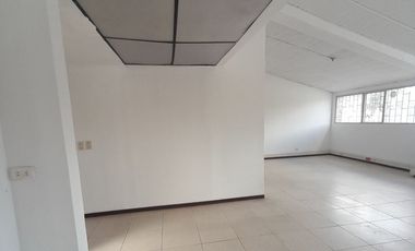 oficina en arriendo en ciudad bachue. Cod A3582604
