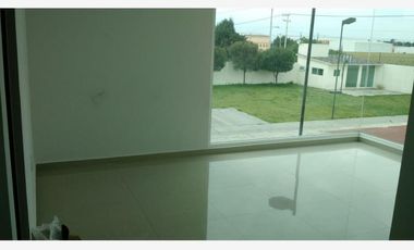 Casa en Renta en Recidencial las jaras