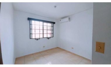 Alquilo hermosa casa en San Carlitos! Amplia, acogedora y céntrica