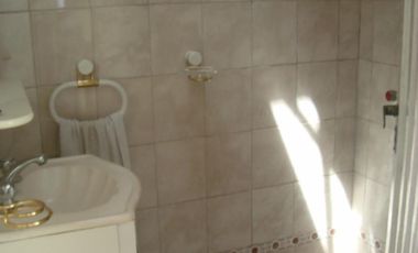 IMPORTANTE PROPIEDAD 2 LOCALES, CASA Y TERRENO IDEAL INVERSIÓN ***.APTO CREDITO ***