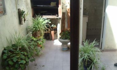 IMPORTANTE PROPIEDAD 2 LOCALES, CASA Y TERRENO IDEAL INVERSIÓN ***.APTO CREDITO ***