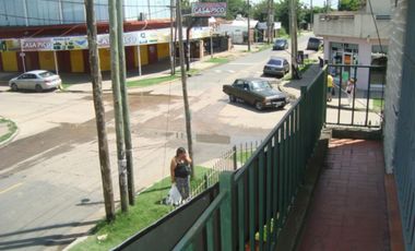 IMPORTANTE PROPIEDAD 2 LOCALES, CASA Y TERRENO IDEAL INVERSIÓN ***.APTO CREDITO ***