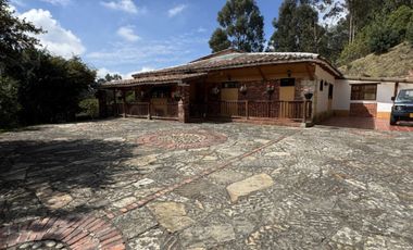 casa en arriendo en yerbabuena. Cod A5233