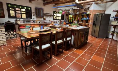 casa en arriendo en yerbabuena. Cod A5233