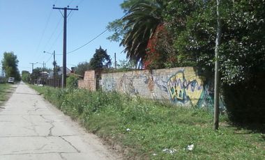 Lote de terreno a 7 cuadras de estación Glew Este sobre asfalto