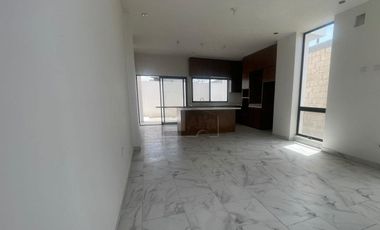 Casa en venta ubicada en Fracc. La Escondida