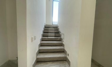 Casa en venta ubicada en Fracc. La Escondida