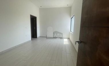 Casa en venta ubicada en Fracc. La Escondida
