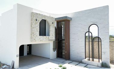 Casa en venta ubicada en Fracc. La Escondida