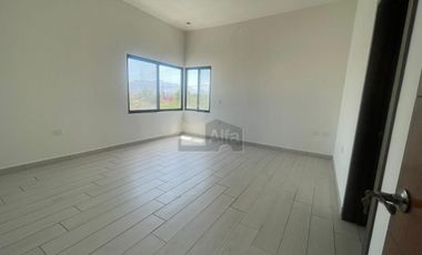 Casa en venta ubicada en Fracc. La Escondida