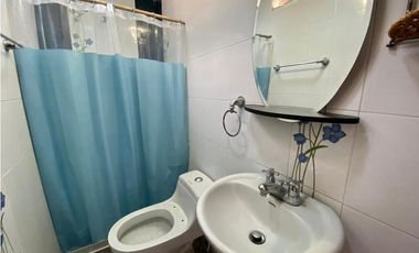 SE VENDE O ARRIENDA CASA CON 5 HABITACIONES EN EL BARRIO JARDIN