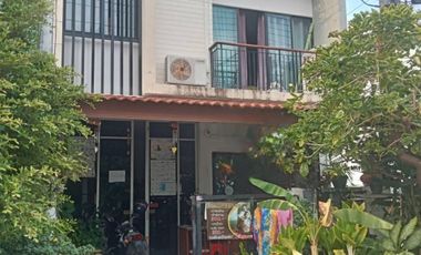 3 Bedroom Townhouse for sale at Than Thong Villa
