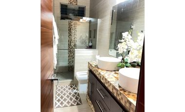 ALQUILO / VENDO ESPECTACULAR CASA $1500