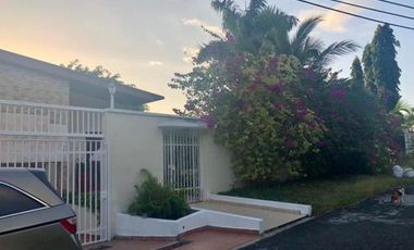 ALQUILO / VENDO ESPECTACULAR CASA $1500