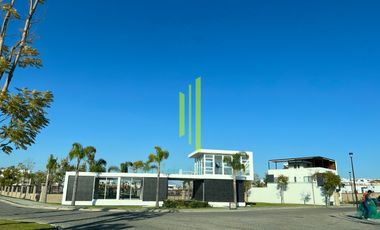 Terreno Plano En Esquina de 214 m² en Lomas de Angelopolis, Puebla. Ultimo Disp