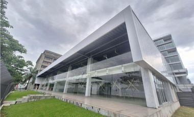 LOCAL COMERCIAL EN ALQUILER – AV. DE LAS AMÉRICAS, GUAYAQUIL