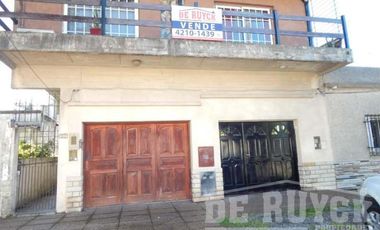 Casa PH en Venta en Quilmes Oeste