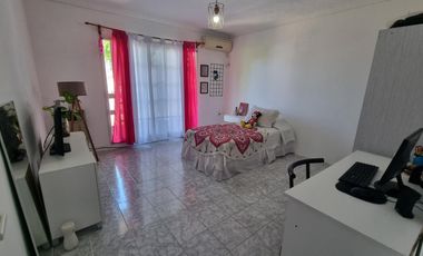 Casa PH en Venta en Quilmes Oeste