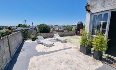 Casa PH en Venta en Quilmes Oeste
