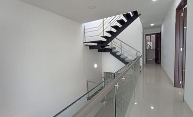 casa en venta en conjunto cerrado sierra nevada. Cod V2154