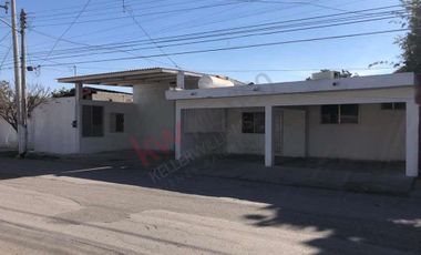 ¡Local Comercial/Bodega ubicado en la cabecera de la pista del aeropuerto, muy cerca al Blvd. Juan Pablo II, Calz. Fco. Sarabia y Calz. Manuel Avila Camacho en la cuidad de Torreón Coahuila!