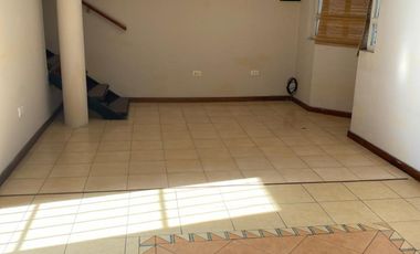 DUPLEX 3 AMB. C/PATIO EN LOMAS DE ZAMORA.