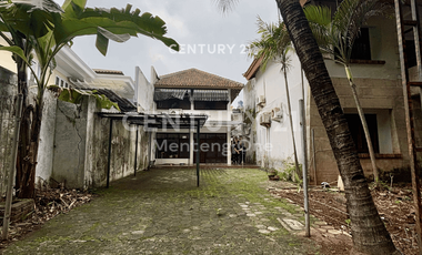 Rumah Hitung Tanah Premium Depan Taman Proklamasi