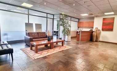 Maravillosa oficina en venta, Comuna las condes