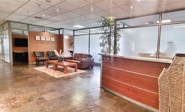Maravillosa oficina en venta, Comuna las condes