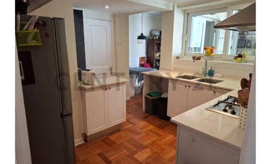 CASA EN VENTA, 3DORM 4BAÑOS, PROVIDENCIA