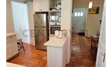 CASA EN VENTA, 3DORM 4BAÑOS, PROVIDENCIA