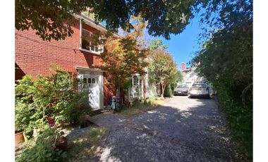 CASA EN VENTA, 3DORM 4BAÑOS, PROVIDENCIA