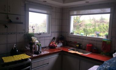 VENDO CASA EN SIERRA DE LOS PADRES
