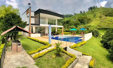 FINCA EN VENTA EN LA VEREDA EL ROSARIO
