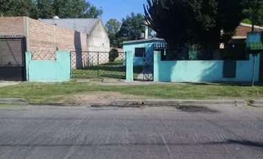Casa -con Renta$$