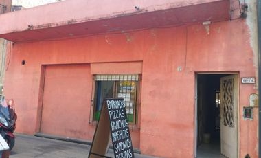 CASA ANTIGUA TOTALEMNTE A RECICLAR