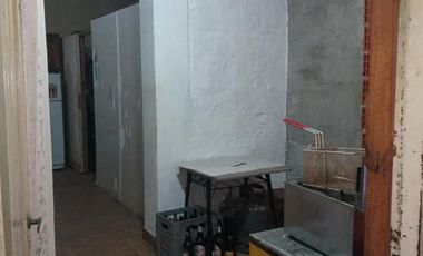 CASA ANTIGUA TOTALEMNTE A RECICLAR