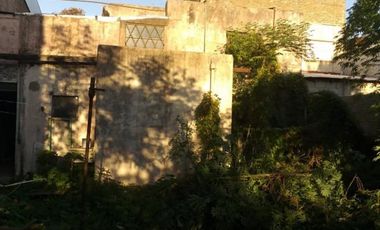CASA ANTIGUA TOTALEMNTE A RECICLAR