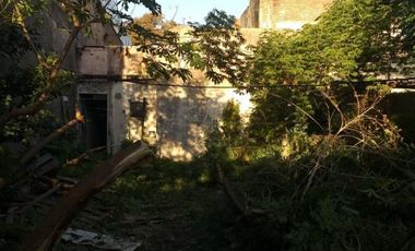 CASA ANTIGUA TOTALEMNTE A RECICLAR