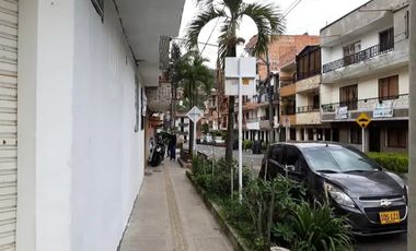 local en arriendo en playa rica. Cod A26452