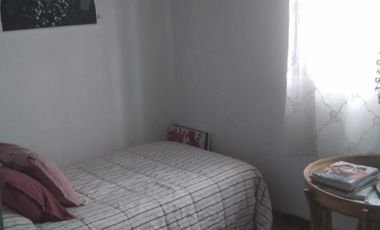 EXCELENTE CASA QUINTA AMPLIO LOTE Y HERMOSO JARDIN  .