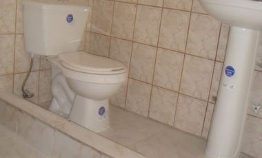 Casa,4 dormitorios,4 baños,soleada, patio,2 estacionamientos