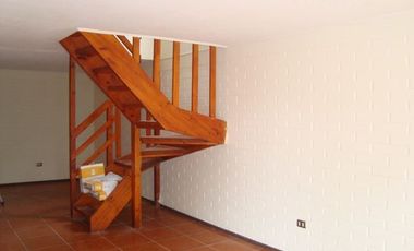 Casa,4 dormitorios,4 baños,soleada, patio,2 estacionamientos