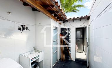 casa en venta en los patios - la floresta. Cod V12947