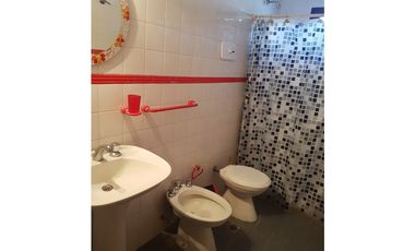 OPORTUNIDAD!!!! VENTA Dpto. dos amb. amplios c/balcones!!!