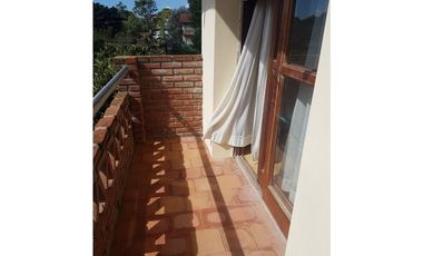 OPORTUNIDAD!!!! VENTA Dpto. dos amb. amplios c/balcones!!!