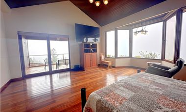 Oportunidad! Se Vende la más Bella Casa de Altos del Maria